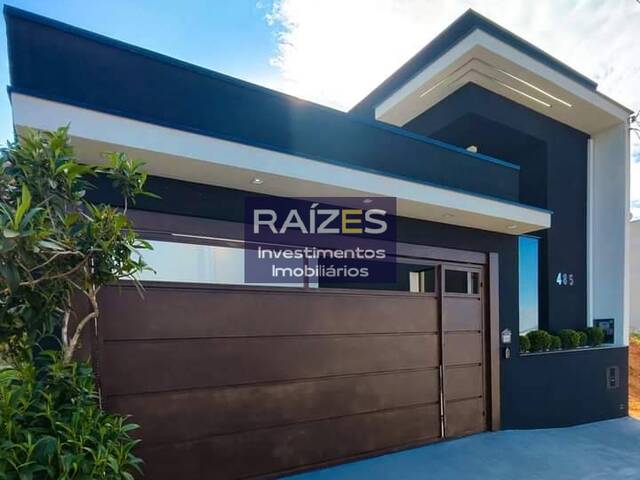 #227 - Casa para Venda em Bragança Paulista - SP