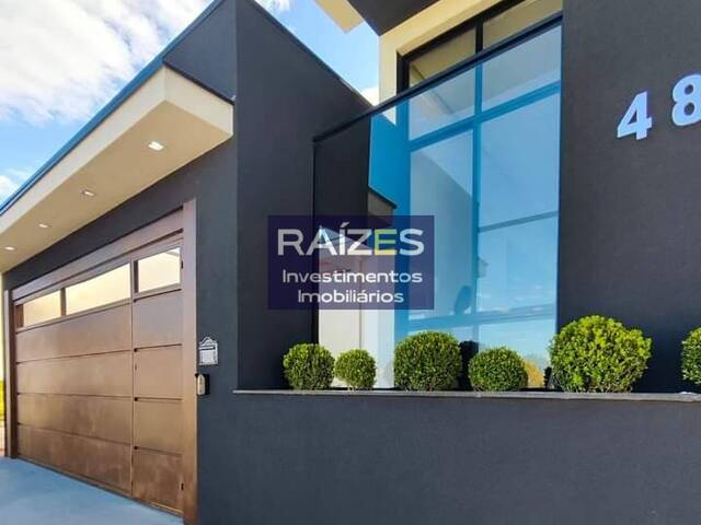 #227 - Casa para Venda em Bragança Paulista - SP