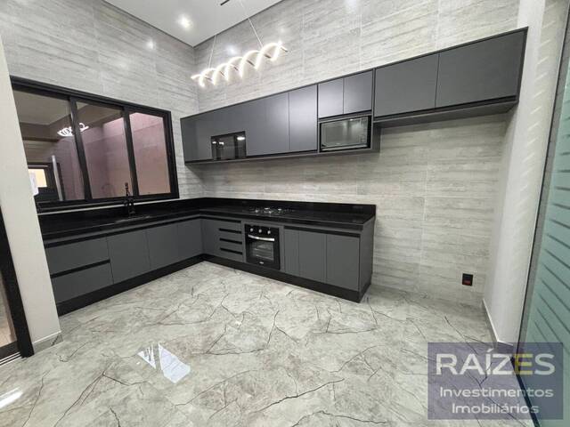 Casa para Venda em Bragança Paulista - 3