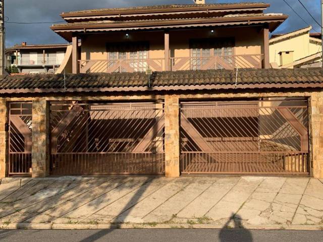 #595 - Sobrado para Locação em Bragança Paulista - SP