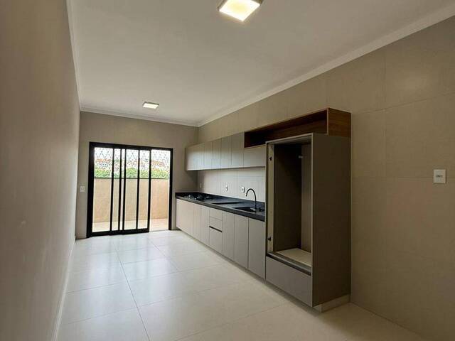Casa para Venda em Bragança Paulista - 4