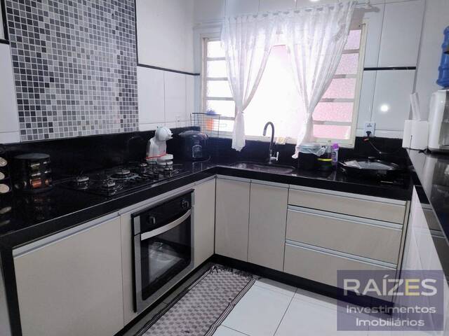 Casa para Venda em Bragança Paulista - 2